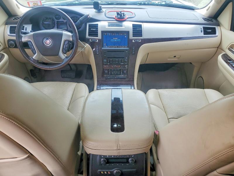 2007 Cadillac Escalade მანქანა იყიდება აუქციონზე, vin: 1GYFK63857R404503, აუქციონის ნომერი: 50887266