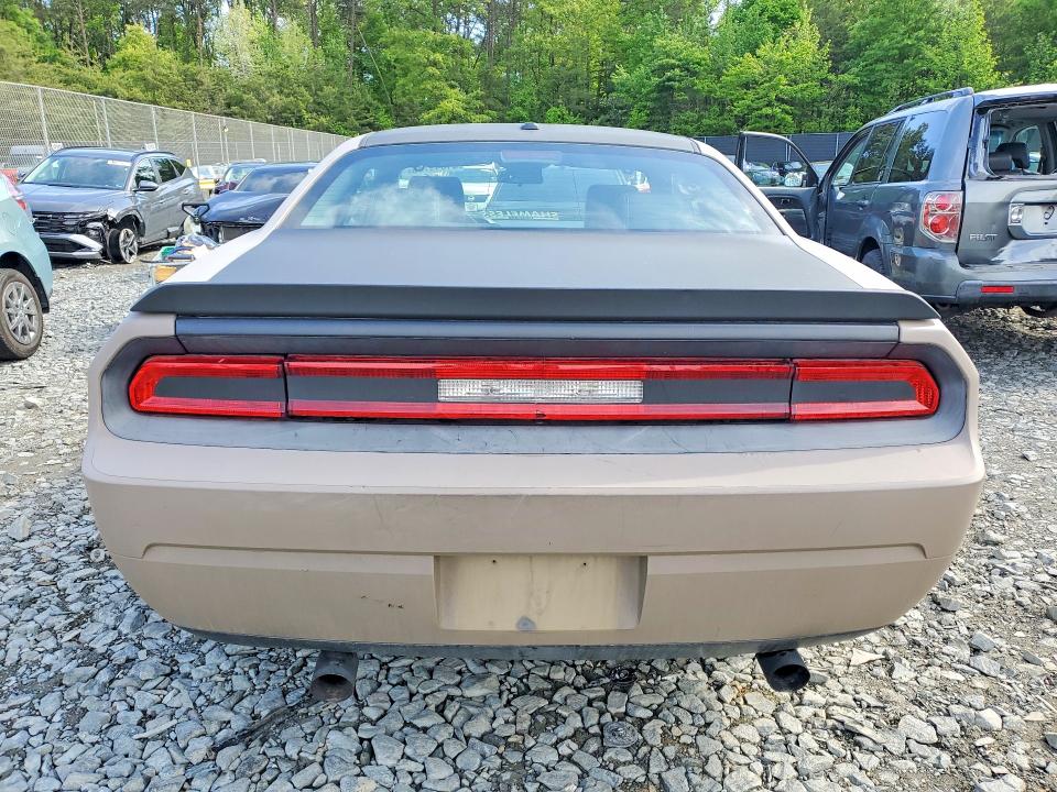 51649746 :رقم المزاد ، 2B3CJ4DV5AH270217 vin ، 2010 Dodge Challenger مزاد بيع