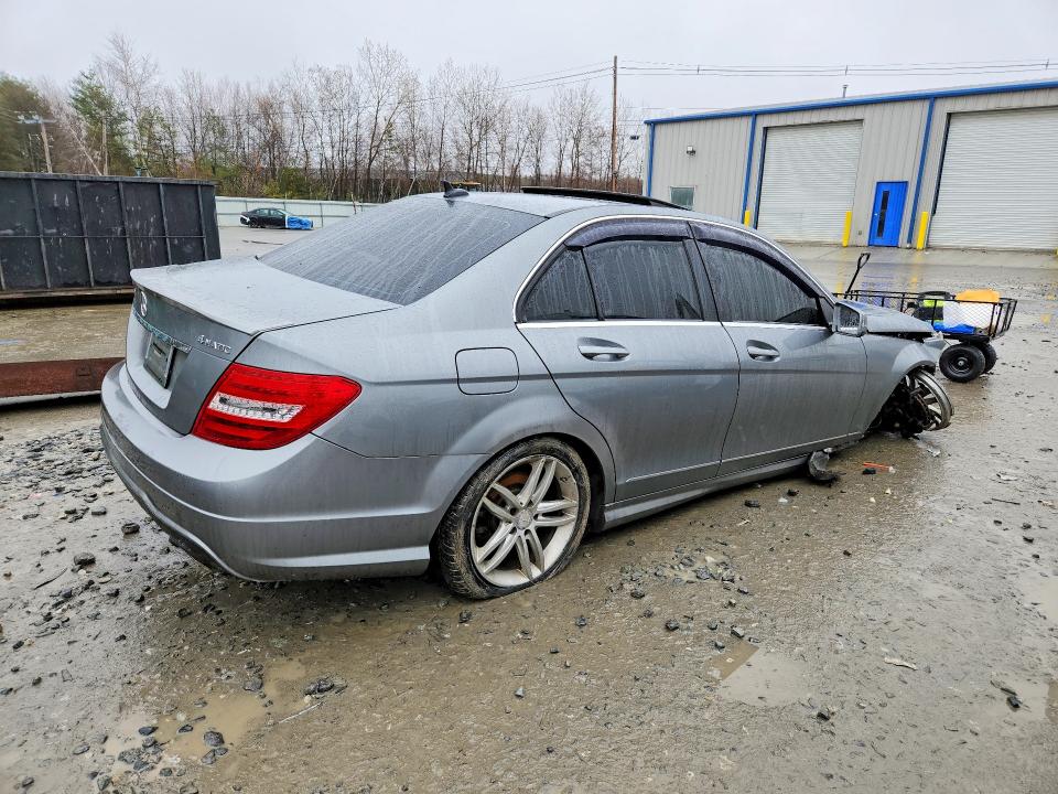 Продажа на аукционе авто 2014 Mercedes-benz C, vin: WDDGF8AB5ER311217, номер лота: 48761696