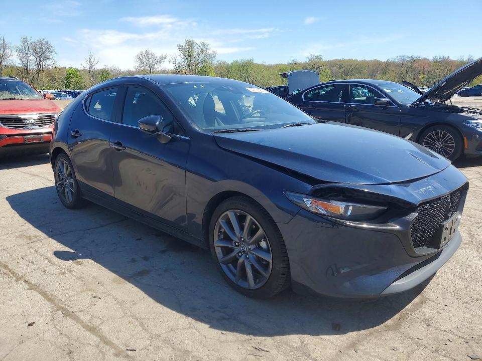 Продаж на аукціоні авто 2019 Mazda 3, vin: JM1BPBMM1K1135305, номер лоту: 49965606