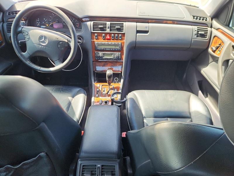 Aukcja sprzedaży 2001 Mercedes-benz E, vin: WDBJF70J21B215288, numer aukcji: 50932526