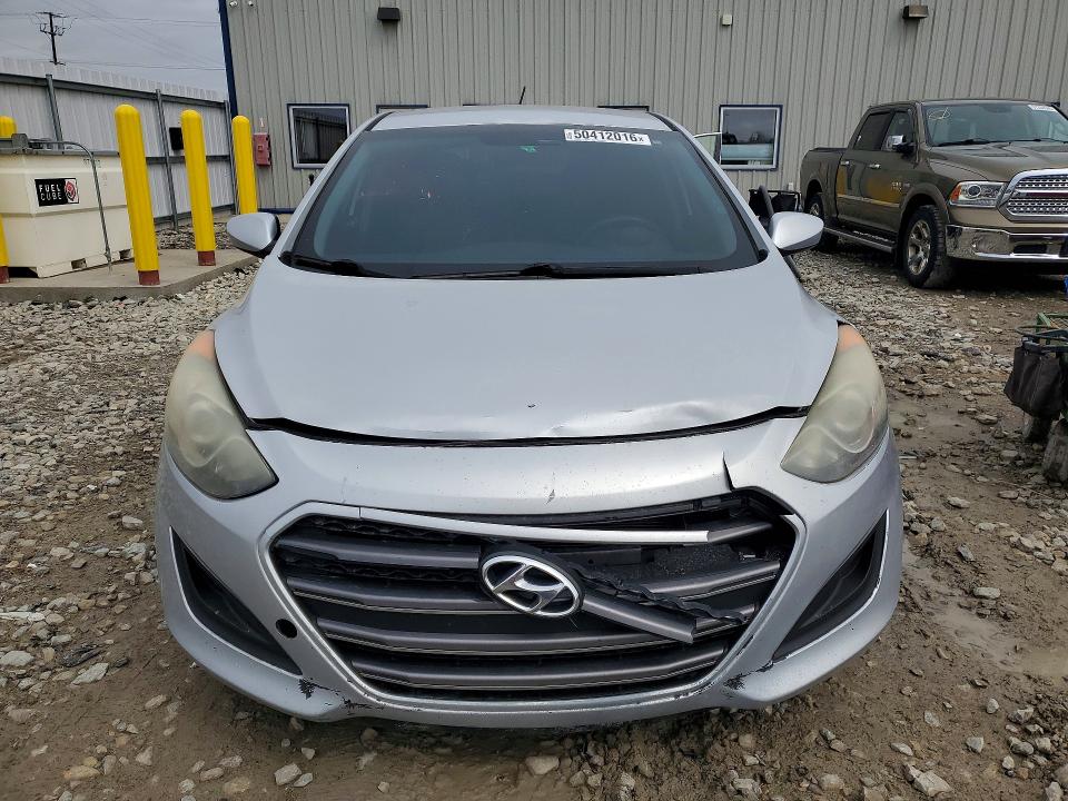 Продажа на аукционе авто 2016 Hyundai Elantra Gt, vin: KMHD35LH6GU323720, номер лота: 50412016