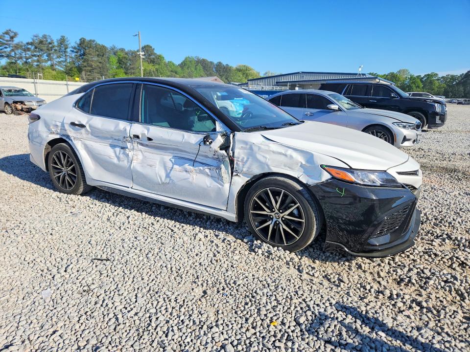 2022 Toyota Camry მანქანა იყიდება აუქციონზე, vin: 4T1G11AK1NU677149, აუქციონის ნომერი: 47906946