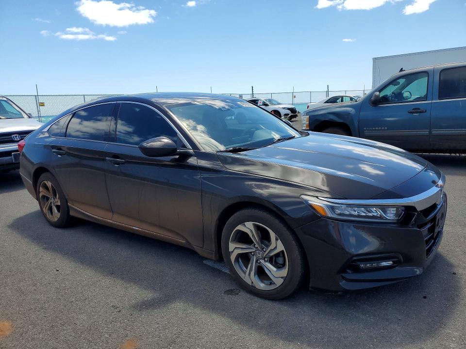 Продаж на аукціоні авто 2018 Honda Accord, vin: 1HGCV1F4XJA082685, номер лоту: 48193536