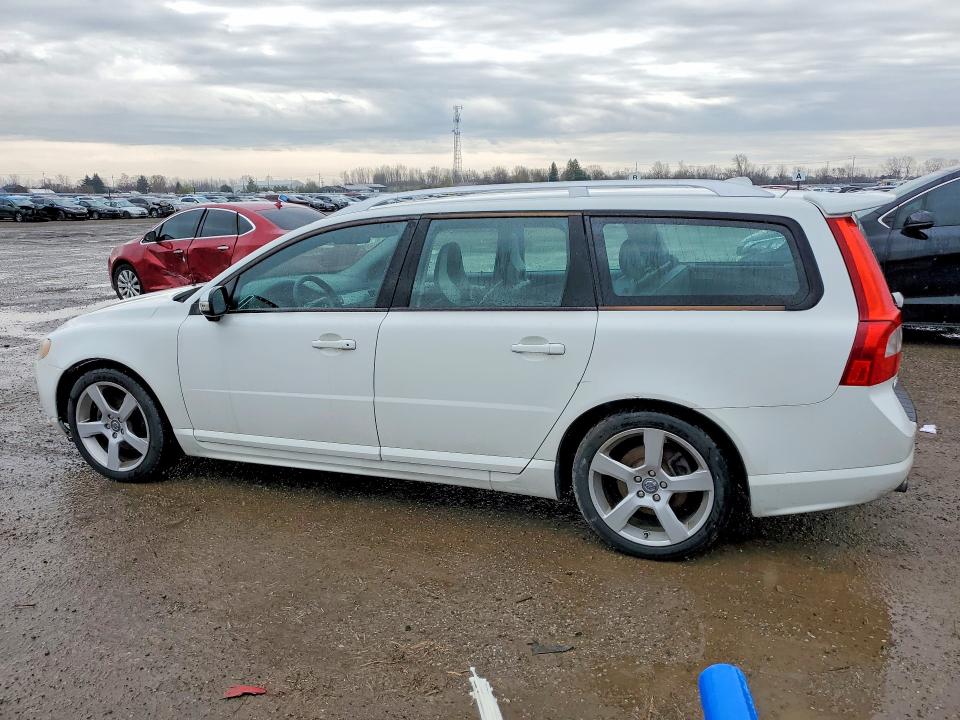 49843486 :رقم المزاد ، YV1982BW7A1136239 vin ، 2010 Volv V70 مزاد بيع