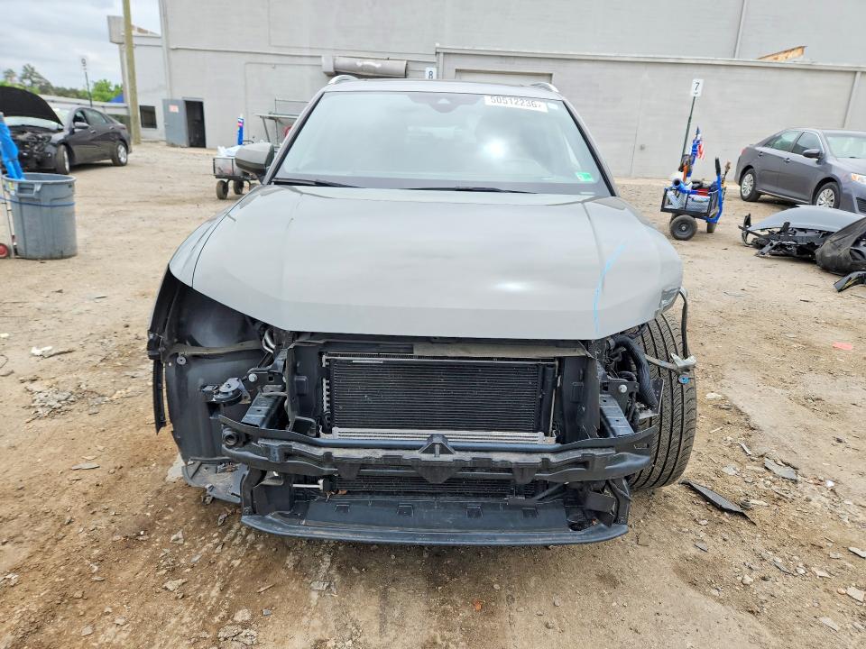 50512236 :رقم المزاد ، WA1DECF32L1113592 vin ، 2020 Audi Q3 مزاد بيع