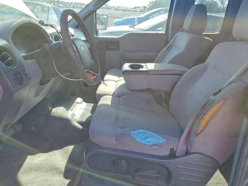 49332606 :رقم المزاد ، 1FTRX12W86NA41319 vin ، 2006 Ford F150 مزاد بيع