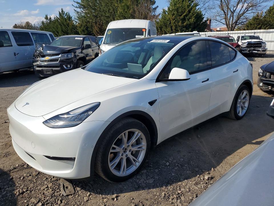 Auction sale of the 2021 Tesla Model Y, vin: 5YJYGAEE3MF248470, lot number: 48051326