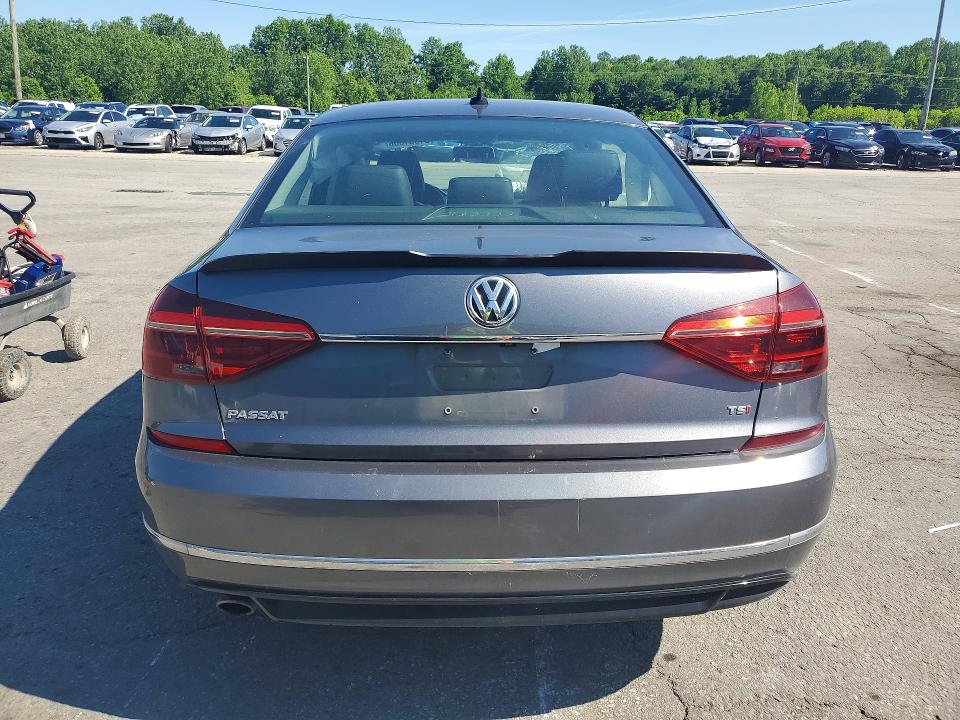 Продажа на аукционе авто 2017 Volkswagen Passat, vin: 1VWDT7A30HC063438, номер лота: 51561806