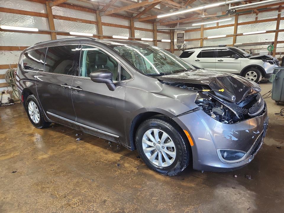 2017 Chrysler Pacifica მანქანა იყიდება აუქციონზე, vin: 2C4RC1BG6HR635742, აუქციონის ნომერი: 50078376
