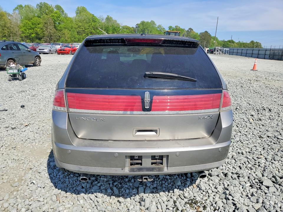 49953796 :رقم المزاد ، 2LMDU68C48BJ27139 vin ، 2008 Lincoln Townhouse Mkx مزاد بيع