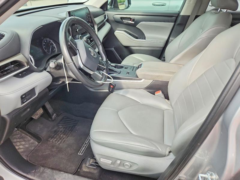 50215376 :رقم المزاد ، 5TDGZRAH9MS076011 vin ، 2021 Toyota Highlander مزاد بيع