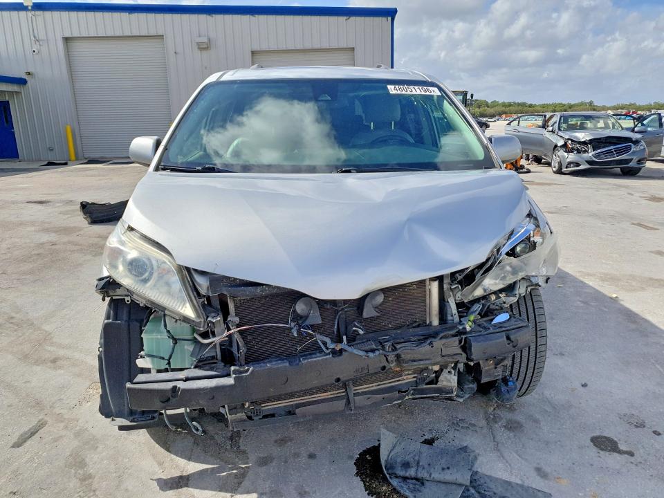 Продажа на аукционе авто 2019 Toyota Sienna, vin: 5TDYZ3DC7KS986433, номер лота: 48051196