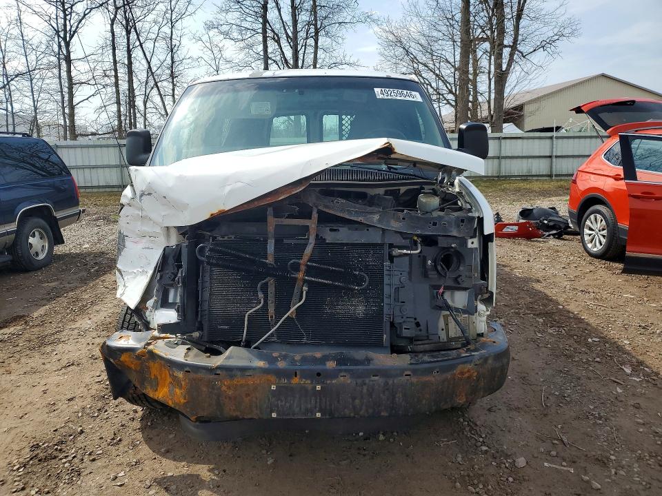 49259646 :رقم المزاد ، 1GTHG35C191167445 vin ، 2009 Gmc Savana مزاد بيع