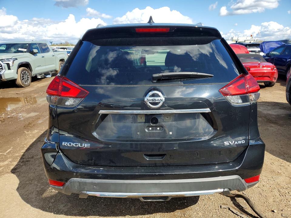 Продаж на аукціоні авто 2017 Nissan Rogue, vin: KNMAT2MV8HP615220, номер лоту: 49929406