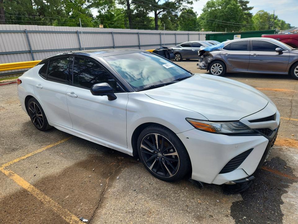 Aukcja sprzedaży 2018 Toyota Camry, vin: 4T1B61HK5JU106971, numer aukcji: 48918176