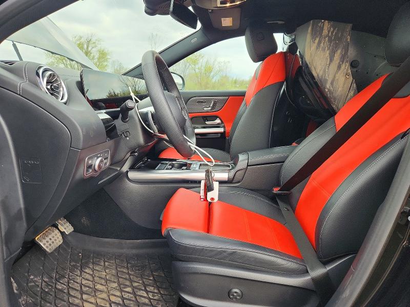 Продажа на аукционе авто 2025 Mercedes-benz Gla, vin: W1N4N4HBXSJ656180, номер лота: 49725416