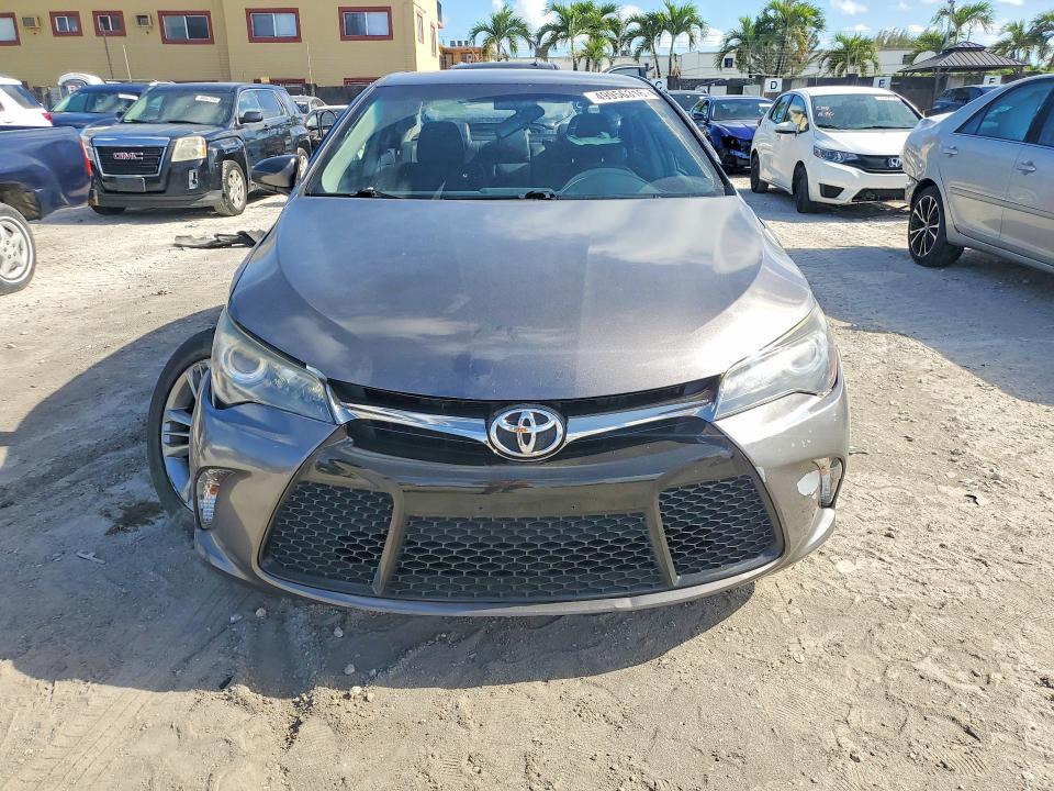Продаж на аукціоні авто 2017 Toyota Camry, vin: 4T1BF1FKXHU379370, номер лоту: 49956316