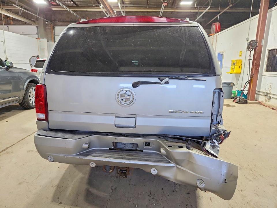 50455546 :رقم المزاد ، 1GYEK63N34R153686 vin ، 2004 Cadillac Escalade مزاد بيع