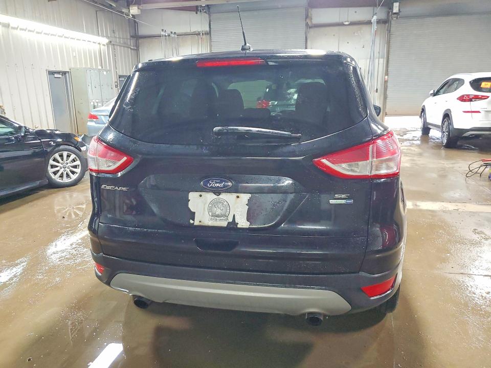 51790416 :رقم المزاد ، 1FMCU9G9XGUA86135 vin ، 2016 Ford Escape مزاد بيع