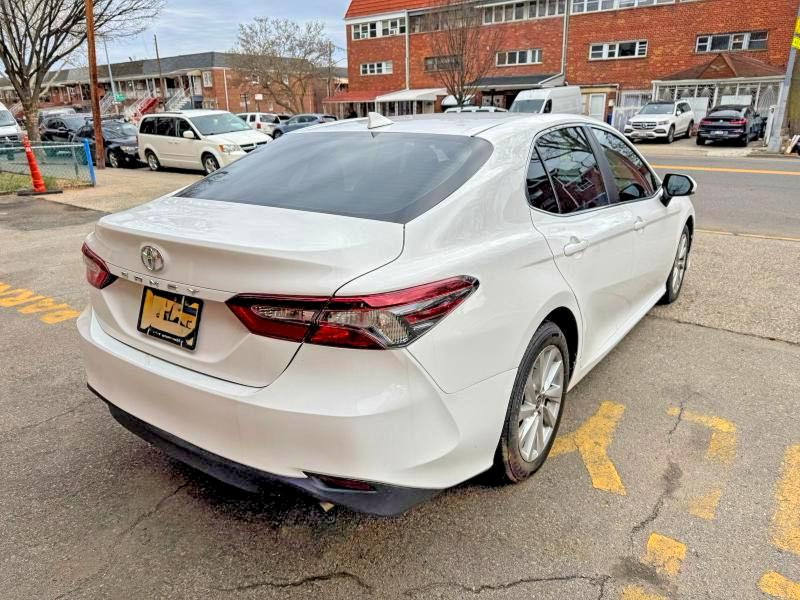 Продаж на аукціоні авто 2021 Toyota Camry, vin: 4T1C11AK1MU598688, номер лоту: 50885086