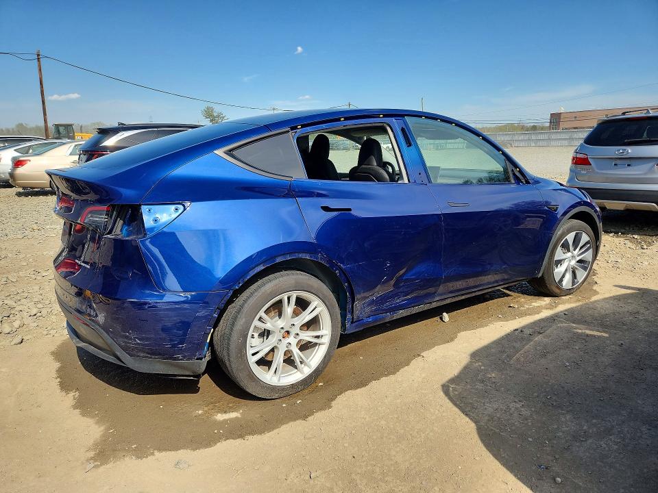 48940996 :رقم المزاد ، 7SAYGDEE5PA106305 vin ، 2023 Tesla Model Y مزاد بيع