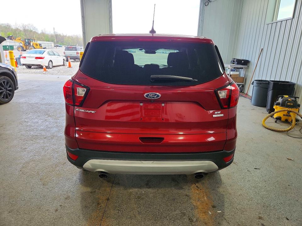 Продаж на аукціоні авто 2019 Ford Escape, vin: 1FMCU0GD4KUB94470, номер лоту: 51100986
