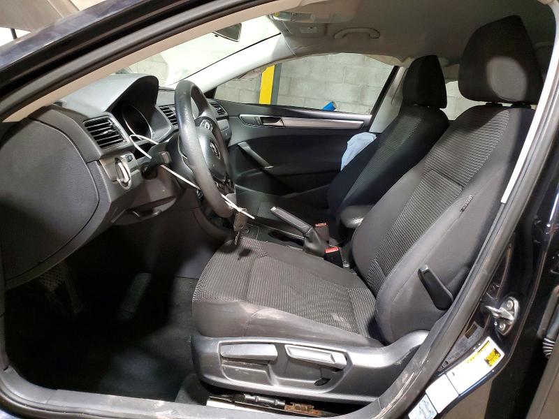 49055886 :رقم المزاد ، 1VWAT7A33HC015810 vin ، 2017 Volkswagen Passat مزاد بيع