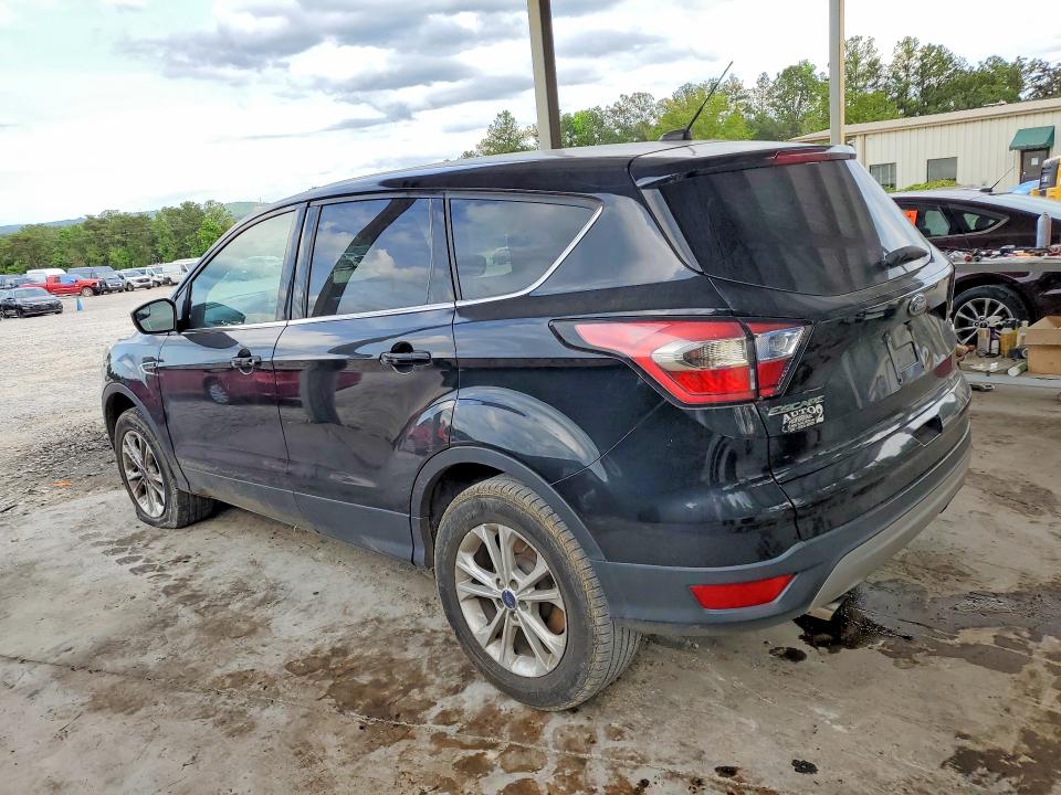 51149556 :رقم المزاد ، 1FMCU0GD1HUE38889 vin ، 2017 Ford Escape مزاد بيع