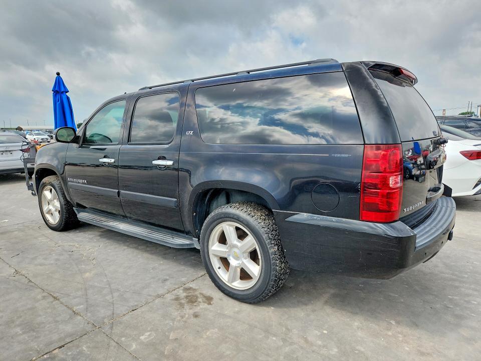 Продажа на аукционе авто 2008 Chevrolet Suburban, vin: 1GNFC16098R123731, номер лота: 50681906