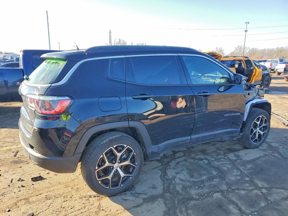 48680796 :رقم المزاد ، 3C4NJDCN4RT151540 vin ، 2024 Jeep Compass مزاد بيع