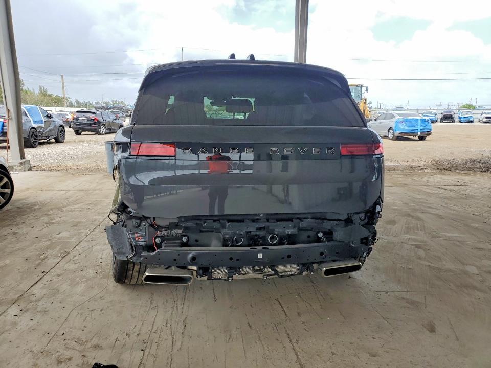 Продажа на аукционе авто 2025 Land Rover Range Rover Sport, vin: SAL1L9FUXSA482430, номер лота: 48772106