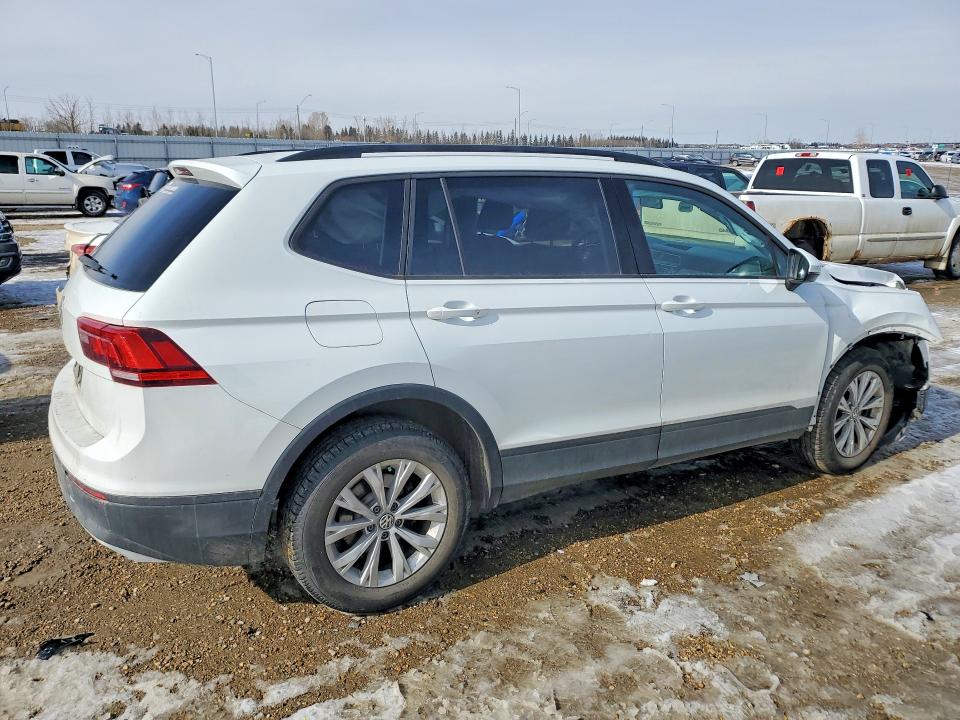 48021076 :رقم المزاد ، 3VV0B7AX5KM005498 vin ، 2019 Volkswagen Tiguan مزاد بيع