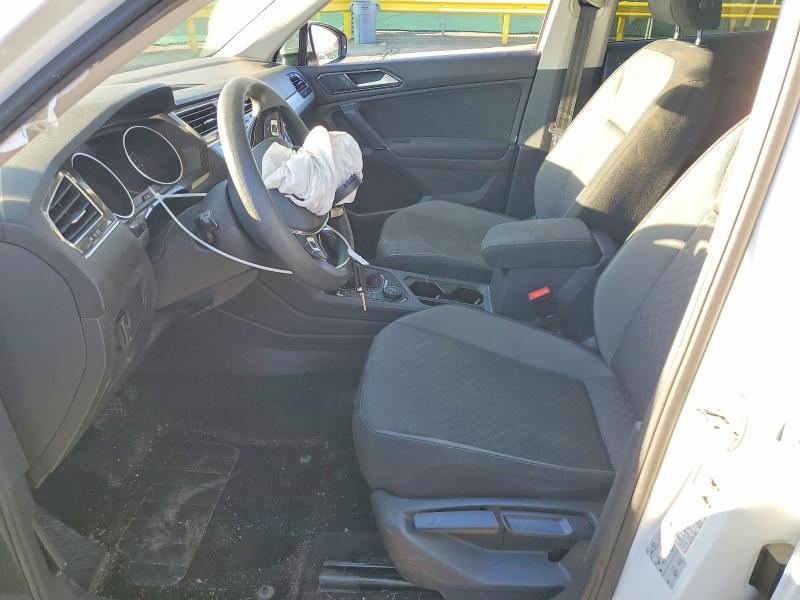 Продаж на аукціоні авто 2018 Volkswagen Tiguan, vin: 3VV0B7AX5JM028455, номер лоту: 50688326