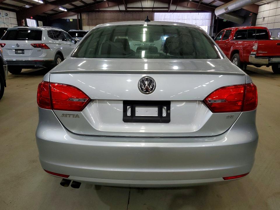 2014 Volkswagen Jetta მანქანა იყიდება აუქციონზე, vin: 3VWD17AJ9EM306632, აუქციონის ნომერი: 49665666