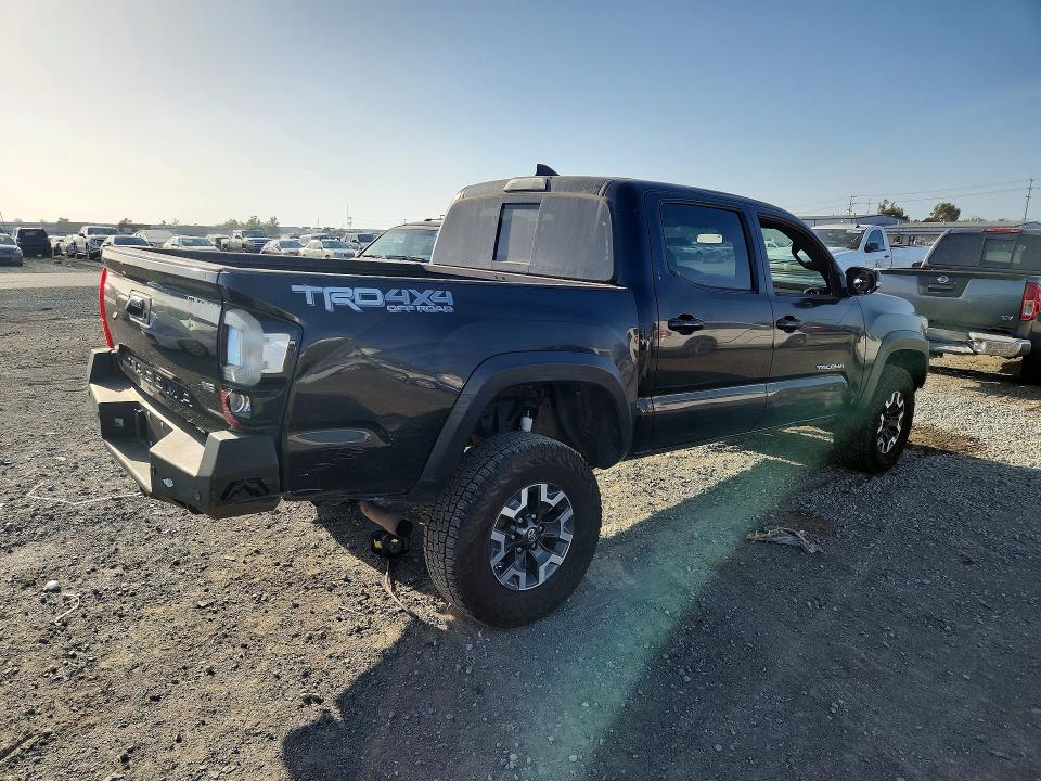 2018 Toyota Tacoma მანქანა იყიდება აუქციონზე, vin: 3TMCZ5AN4JM131554, აუქციონის ნომერი: 50326646