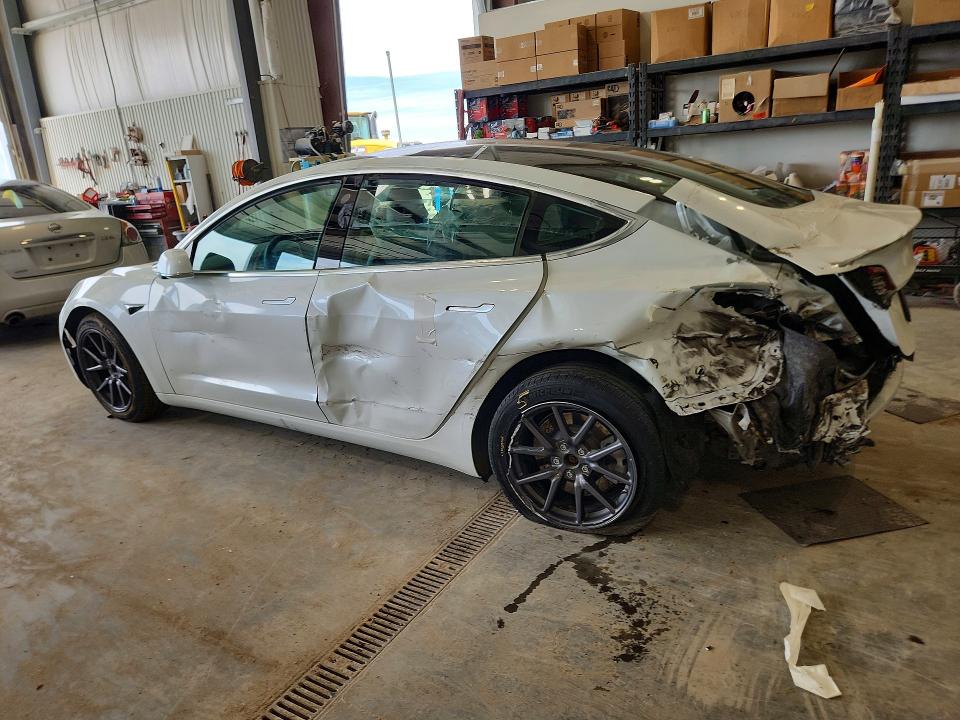 Продажа на аукционе авто 2020 Tesla Model 3, vin: 5YJ3E1EA8LF612488, номер лота: 49779216