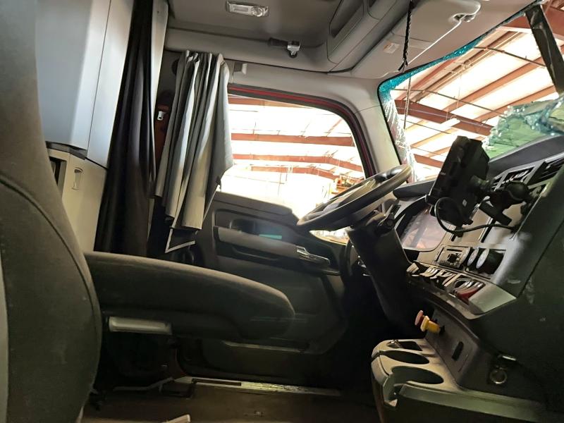 Продаж на аукціоні авто 2023 Kenworth Construction, vin: 1XKYD49XXPJ230605, номер лоту: 51150836