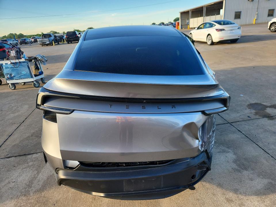 2026 Tesla Model  Y მანქანა იყიდება აუქციონზე, vin: 7SAYGDED5TA469141, აუქციონის ნომერი: 48828306