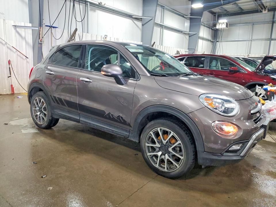 49798816 :رقم المزاد ، ZFBCFYCB8HP518628 vin ، 2017 Fiat 500x مزاد بيع