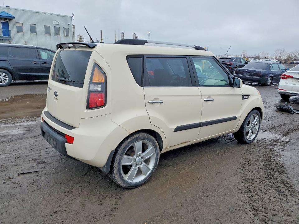 49430116 :رقم المزاد ، KNDJT2A22B7713502 vin ، 2011 Kia Soul مزاد بيع