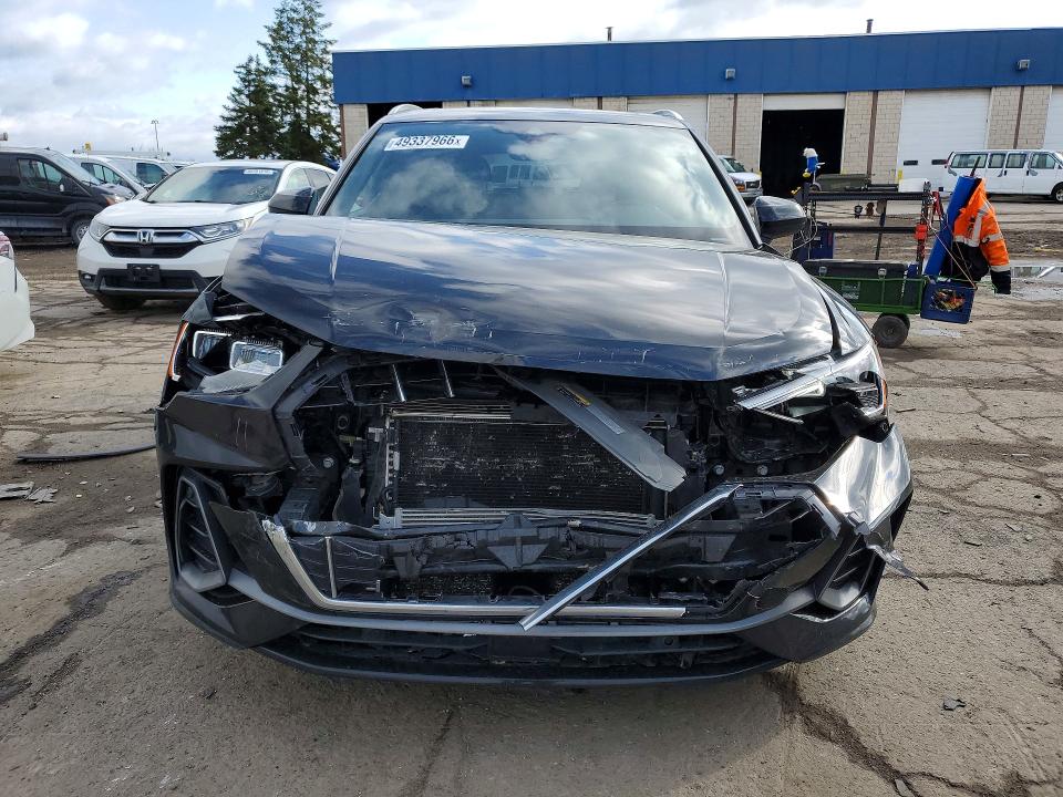 49337966 :رقم المزاد ، WA1DECF39M1007724 vin ، 2021 Audi Q3 مزاد بيع