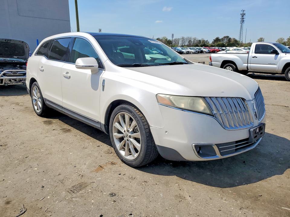 48799046 :رقم المزاد ، 2LMHJ5ATXBBJ54769 vin ، 2011 Lincoln Mkt مزاد بيع