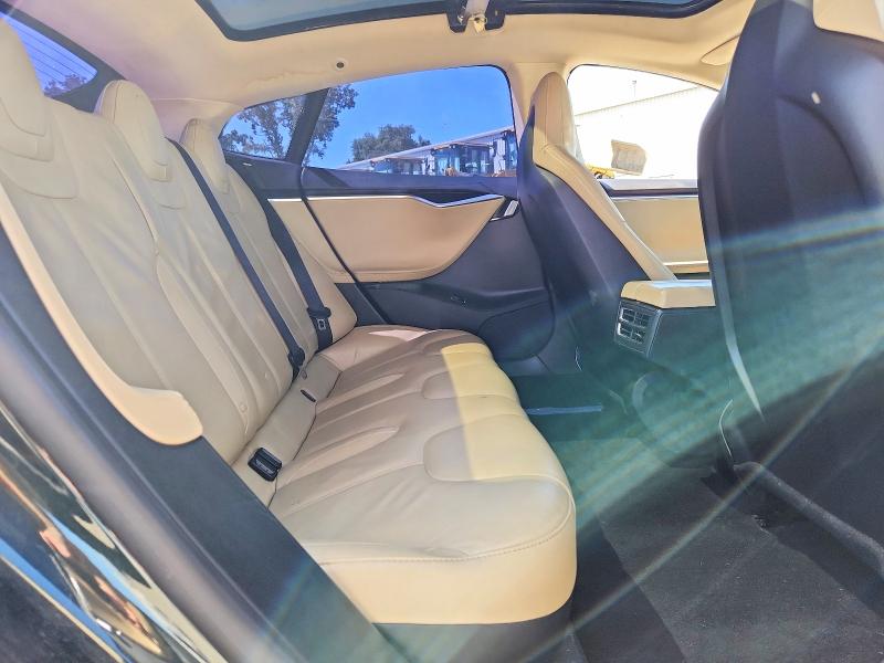 Продажа на аукционе авто 2013 Tesla Model S, vin: 5YJSA1DN0DFP09312, номер лота: 51808926