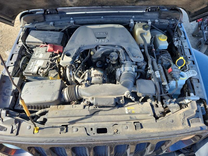 2018 Jeep Wrangler Unlimited მანქანა იყიდება აუქციონზე, vin: 1C4HJXDG9JW171814, აუქციონის ნომერი: 49864036