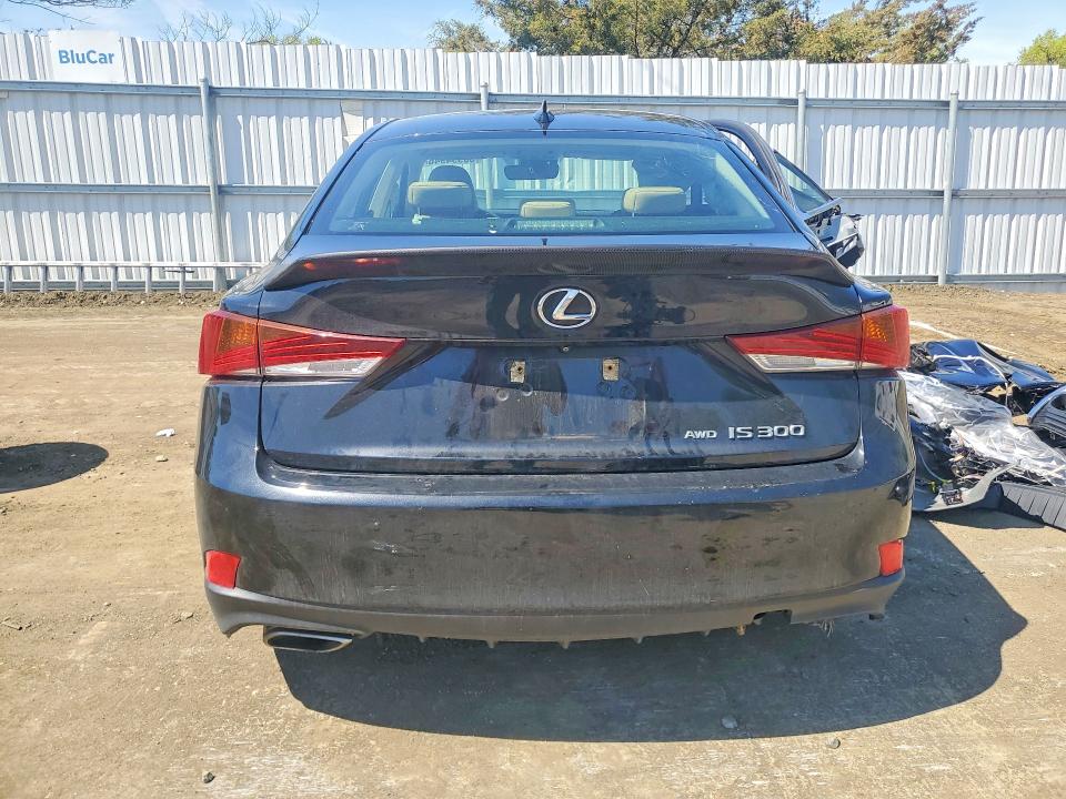2018 Lexus Is მანქანა იყიდება აუქციონზე, vin: JTHC81D28J5033841, აუქციონის ნომერი: 50994946