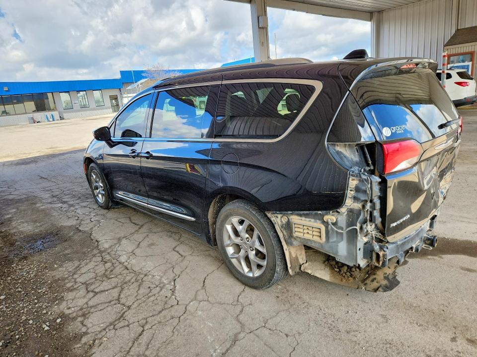 Продажа на аукционе авто 2018 Chrysler Pacifica, vin: 2C4RC1GG1JR226319, номер лота: 48958956