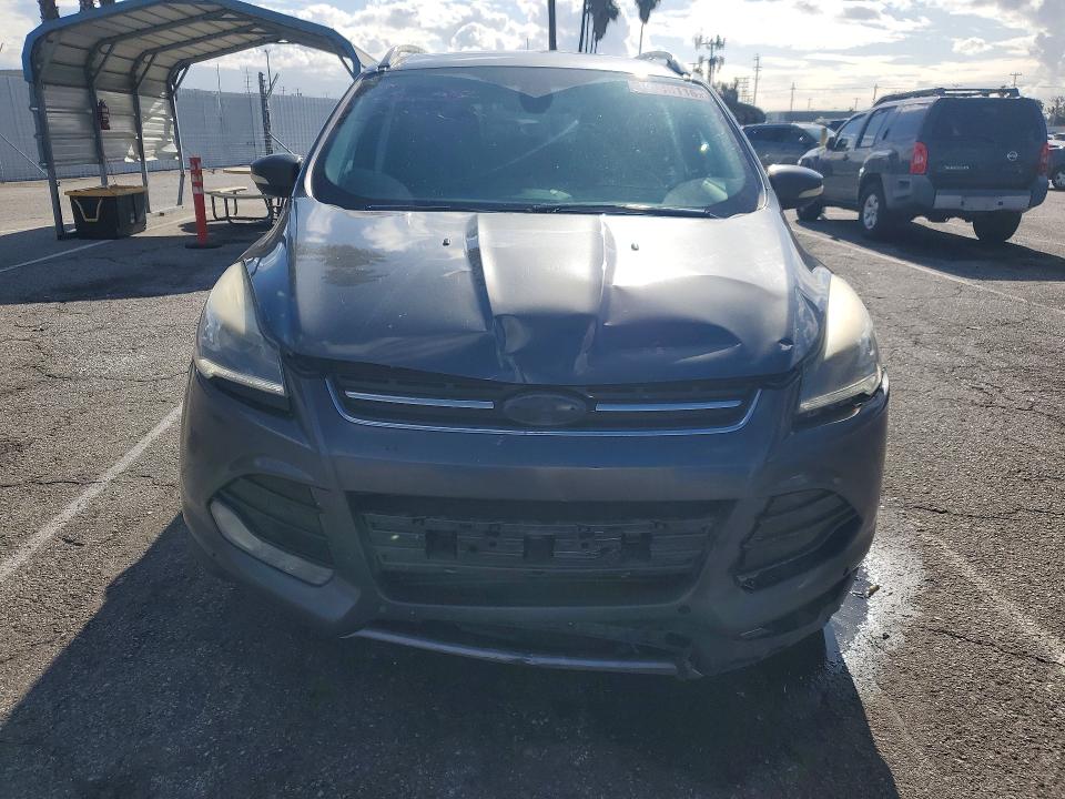Продаж на аукціоні авто 2015 Ford Escape, vin: 1FMCU9J93FUB33643, номер лоту: 49510116
