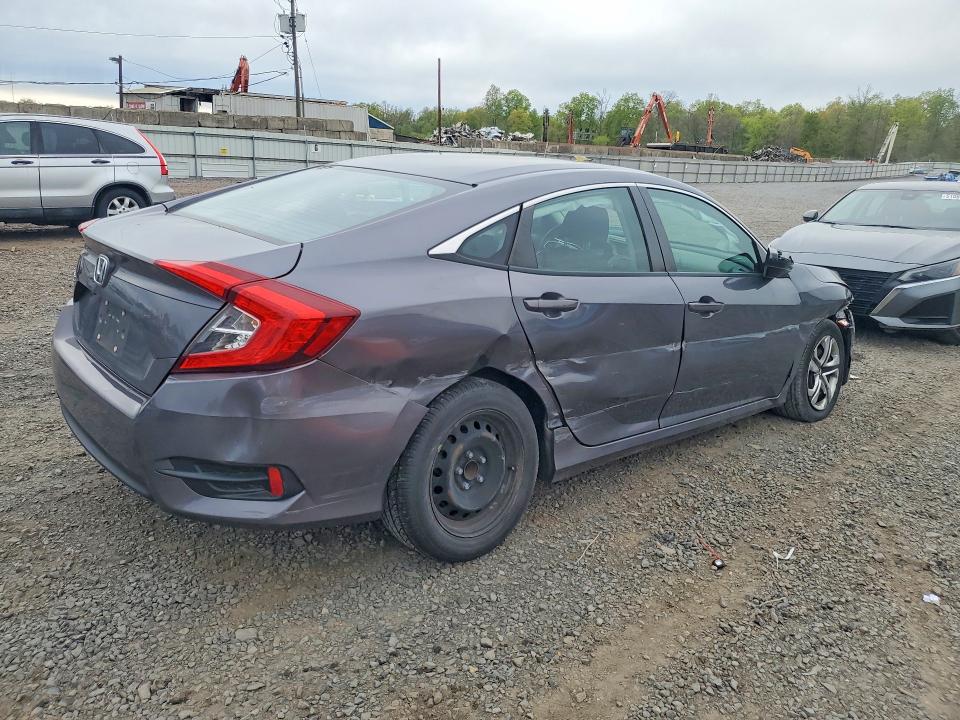 Aukcja sprzedaży 2018 Honda Civic, vin: 2HGFC2F52JH584626, numer aukcji: 50640386