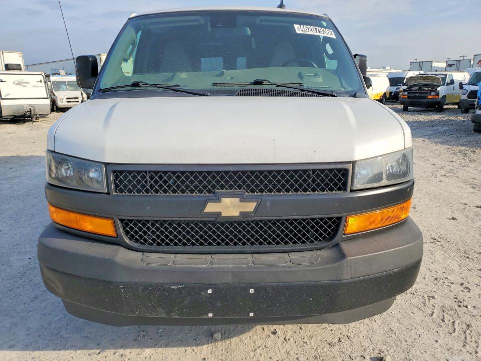 Продаж на аукціоні авто 2019 Chev Express G2500, vin: 1GCWGAFP2K1367866, номер лоту: 52971316